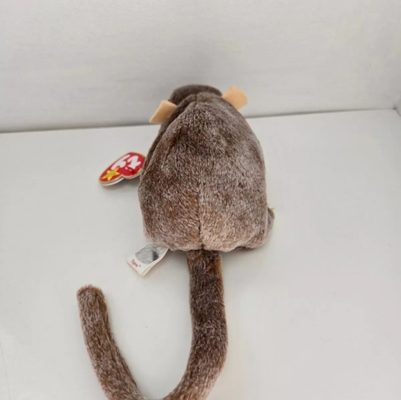 Ty Beanie Baby “Tiptoe” the Rat! (6 inch) - Picture 4 of 4
